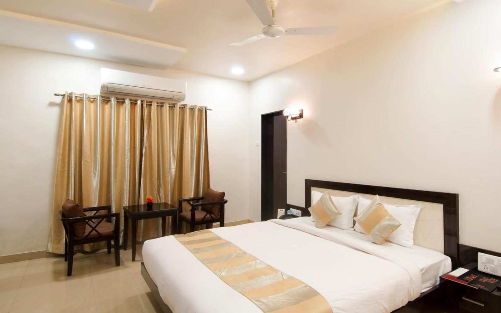 Hotel The Sudesh Rāipur Exterior foto
