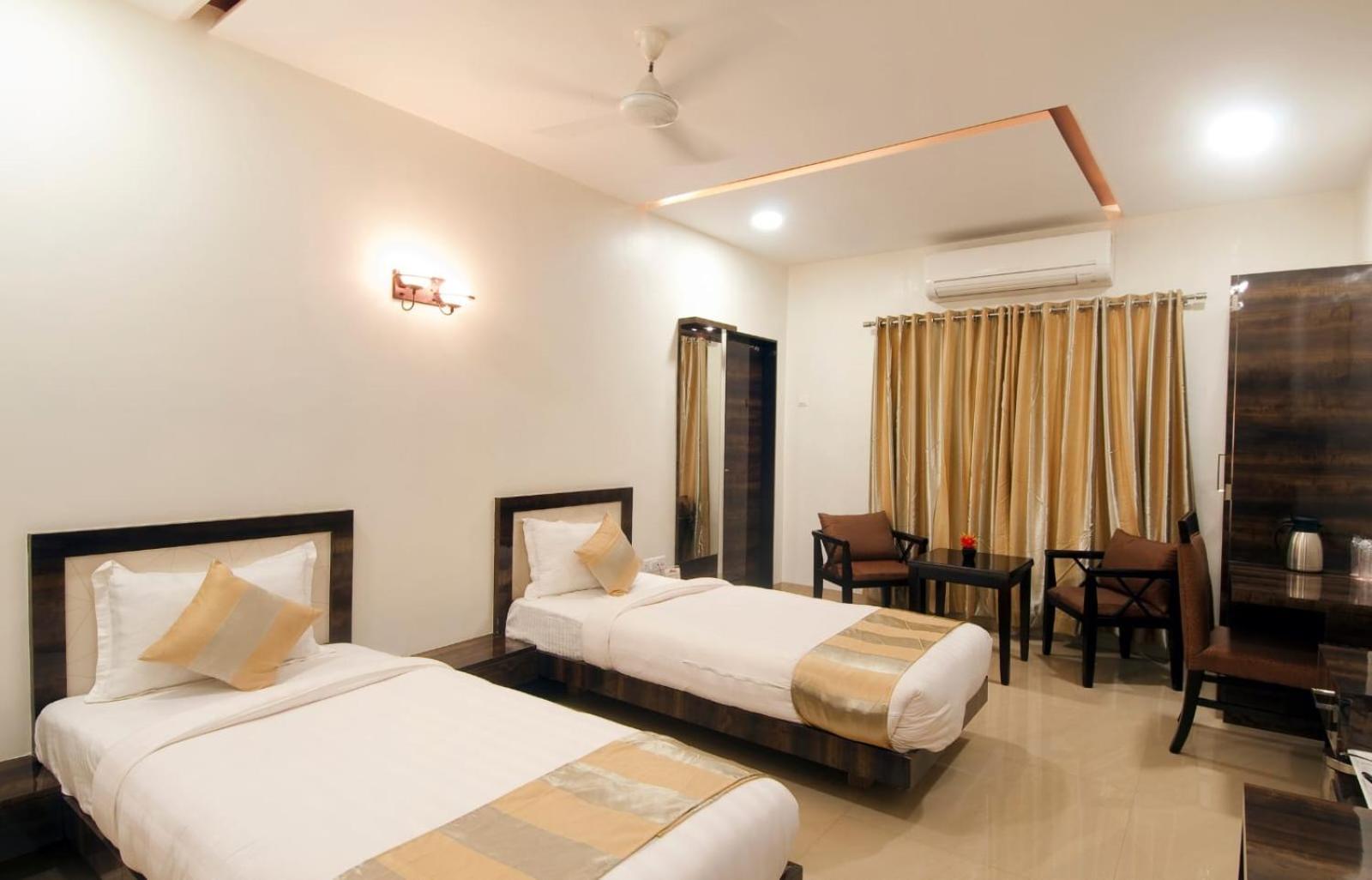 Hotel The Sudesh Rāipur Exterior foto